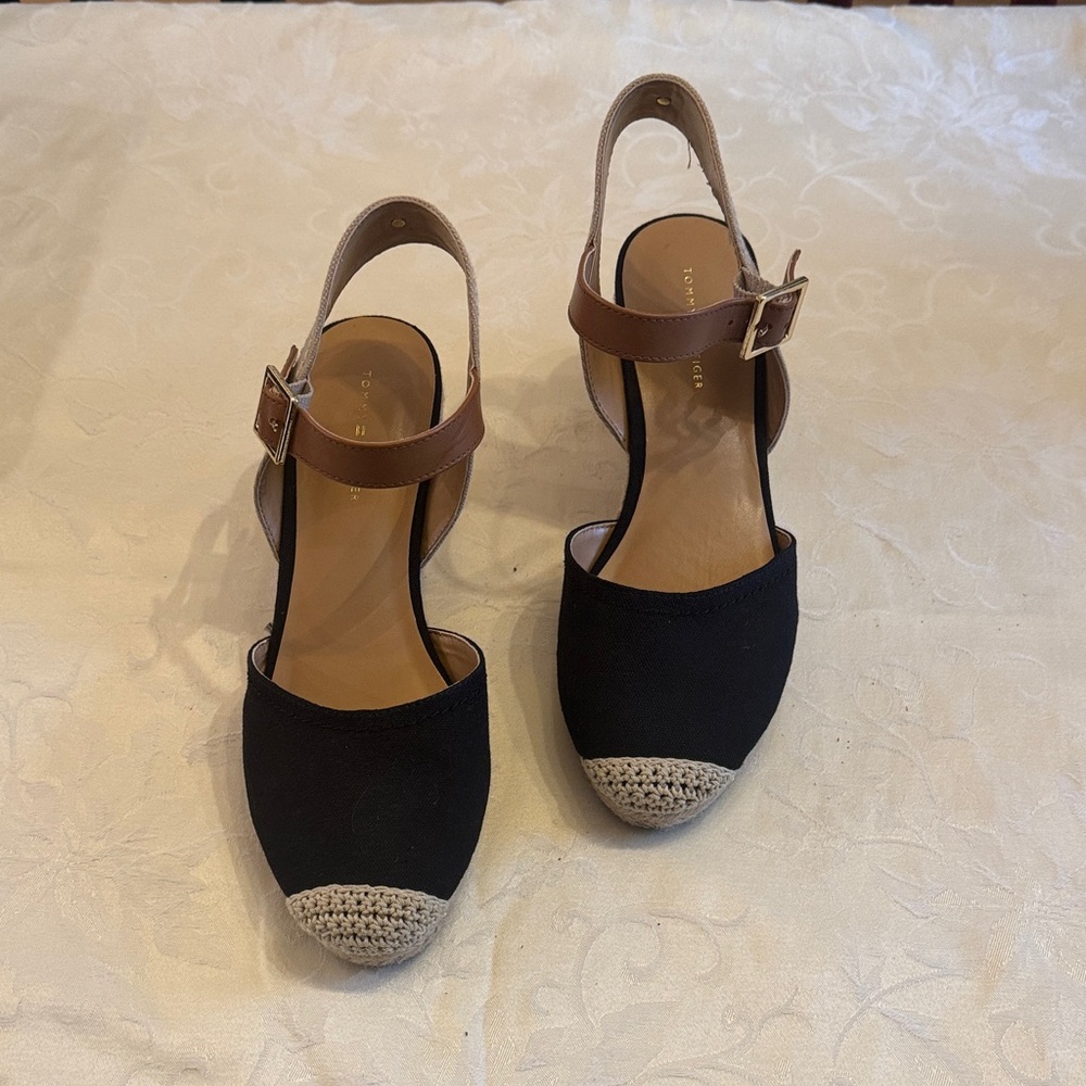 Tommy Hilfiger Black and Tan Wedge Espadrille Sandals - Picture 2 of 9